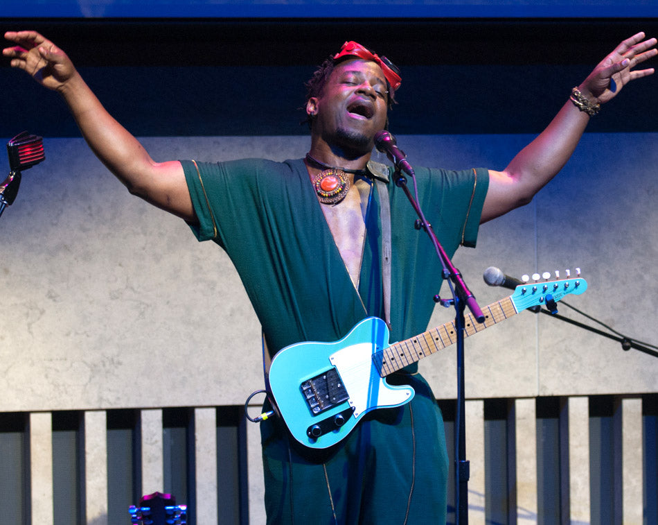 Blick Bassy photo