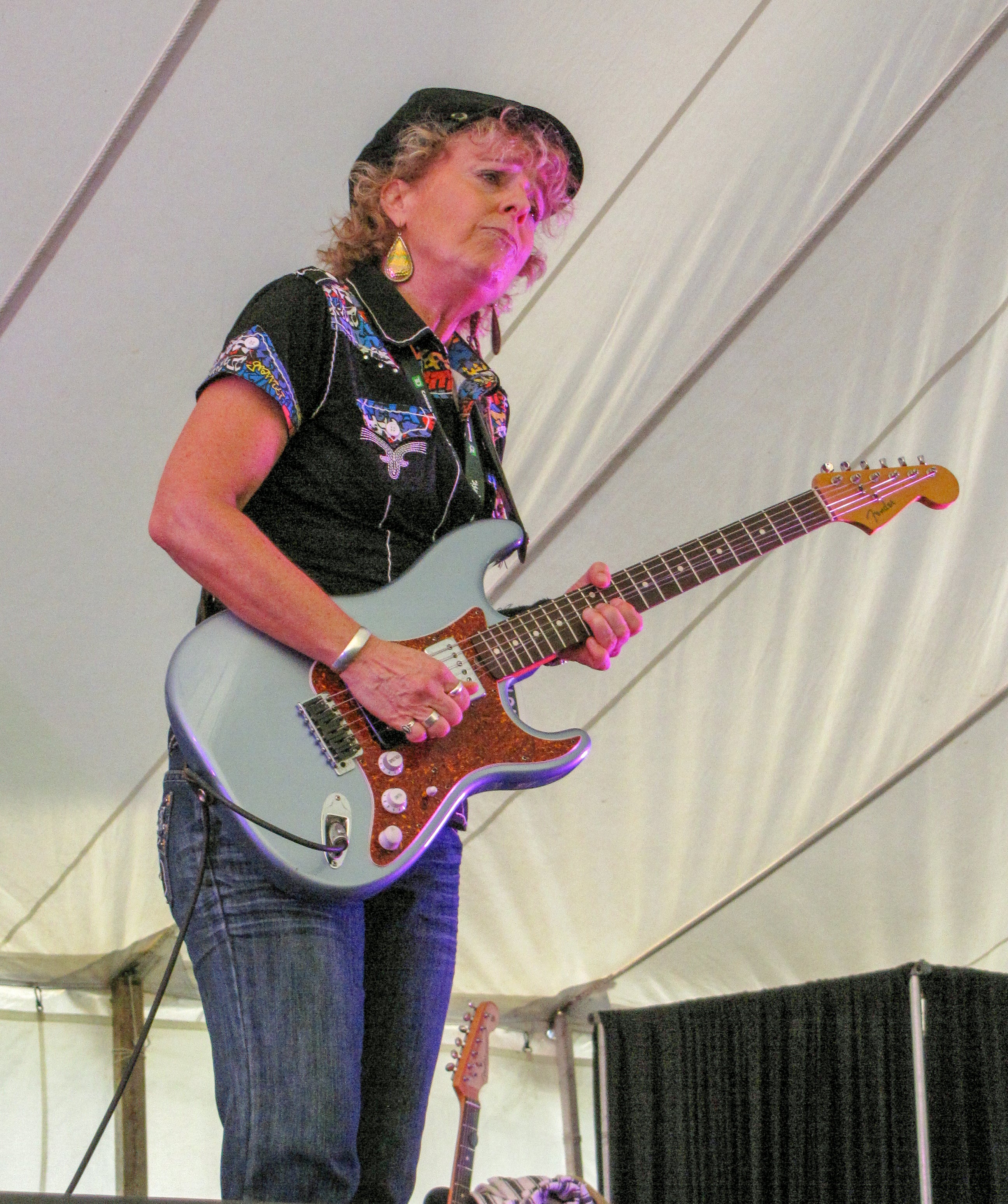Debbie Davies photo