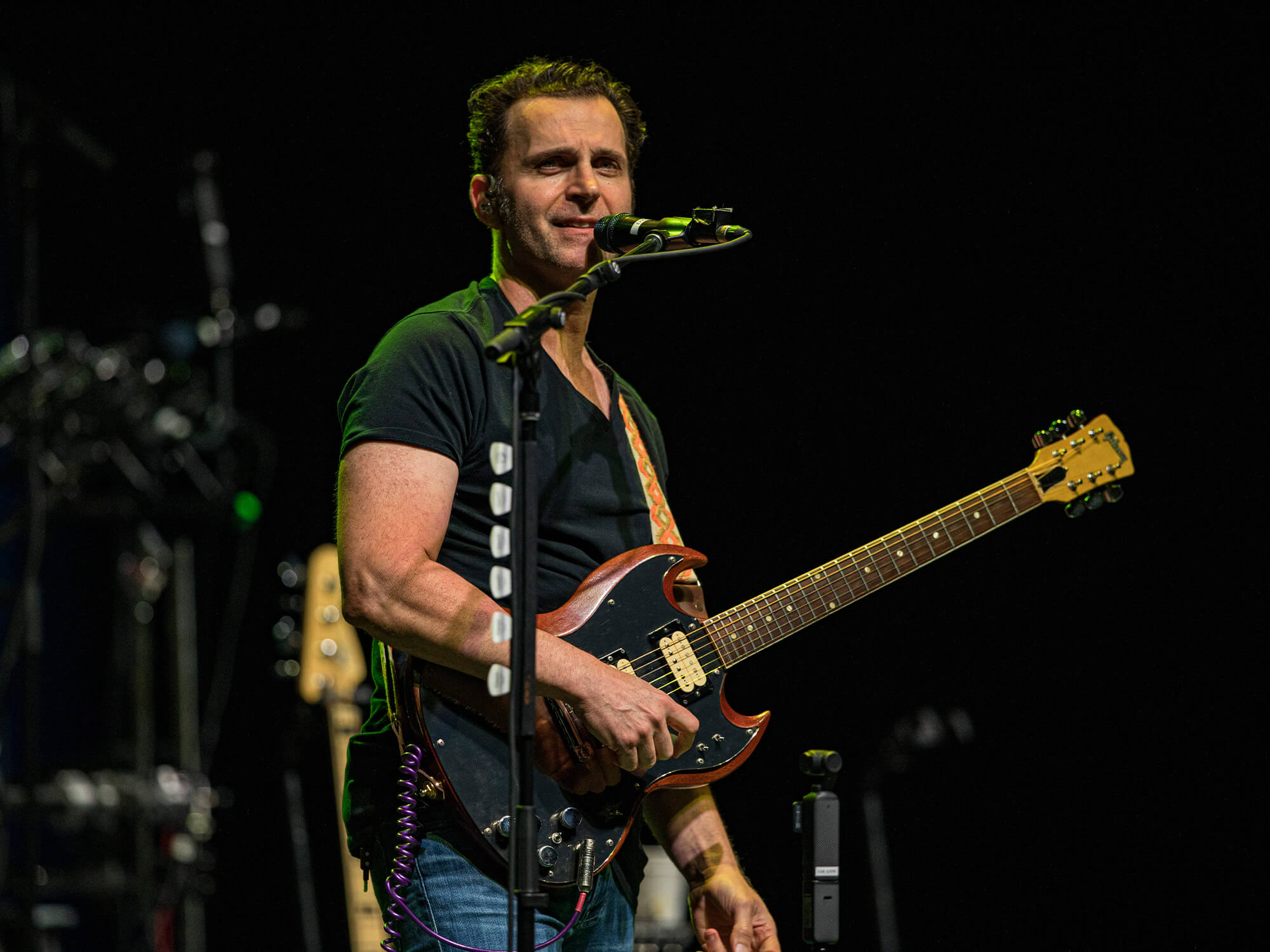Dweezil Zappa photo