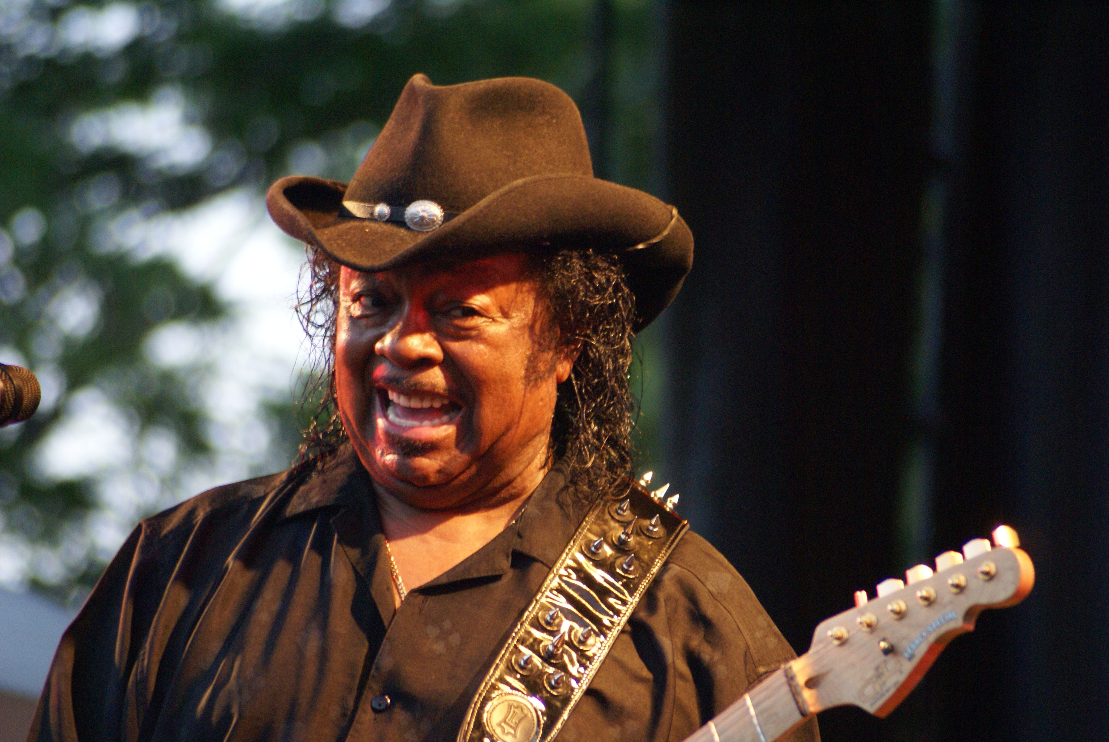 Guitar Shorty photo