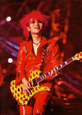 Hide photo