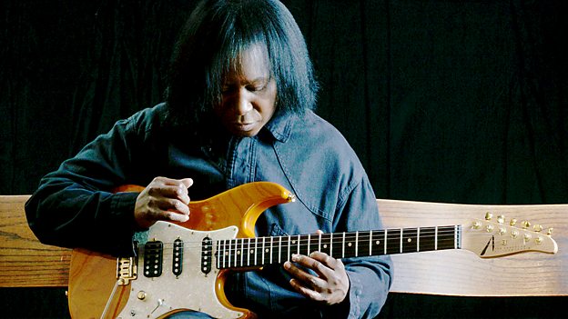 Joan Armatrading photo
