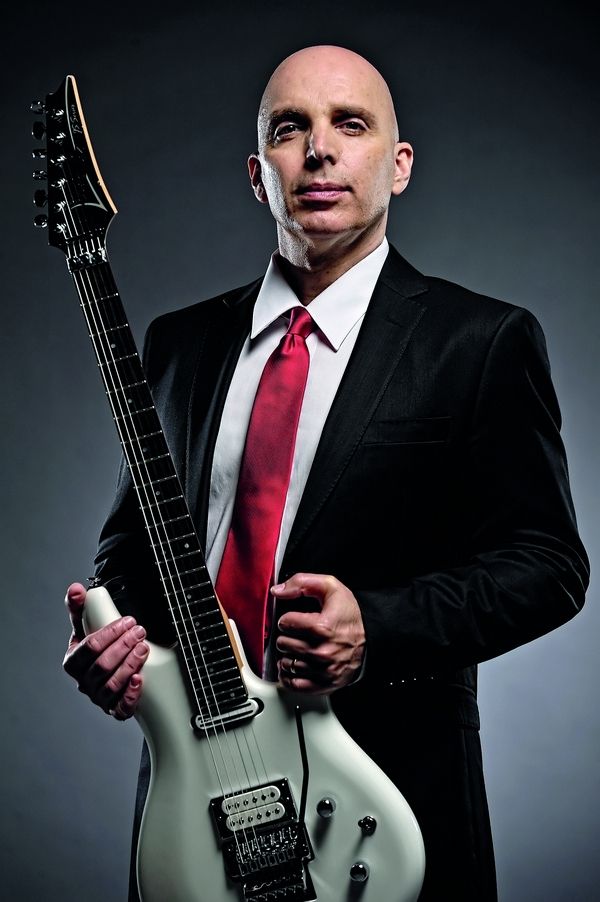 Joseph Satriani photo