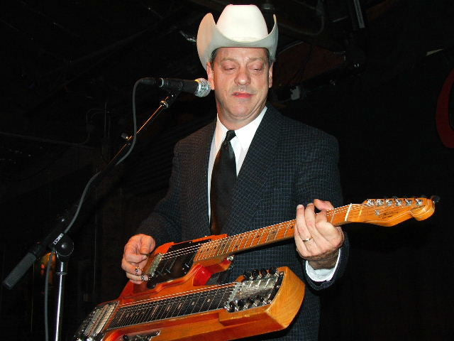 Junior Brown photo