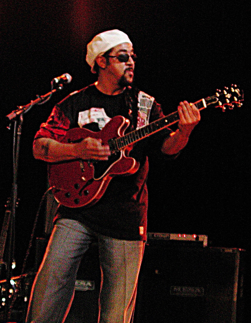 Leo Nocentelli photo