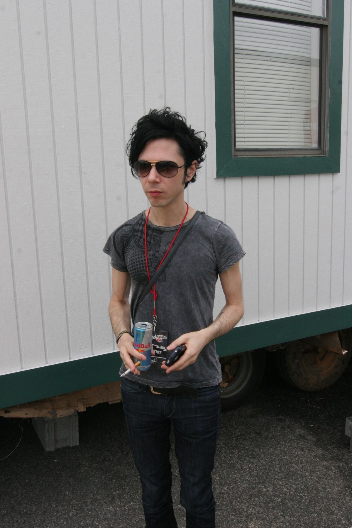 Nick Zinner photo