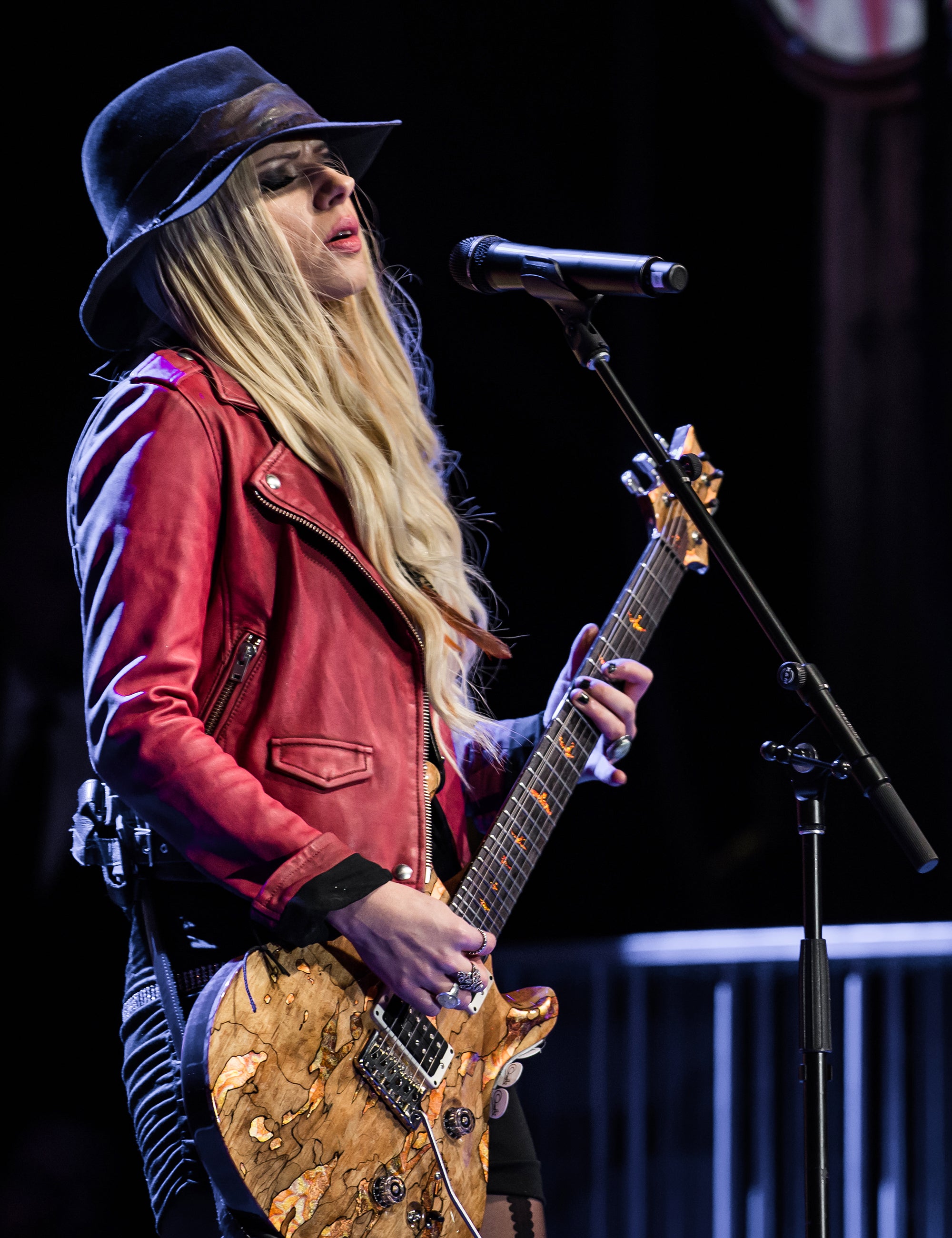 Orianthi photo