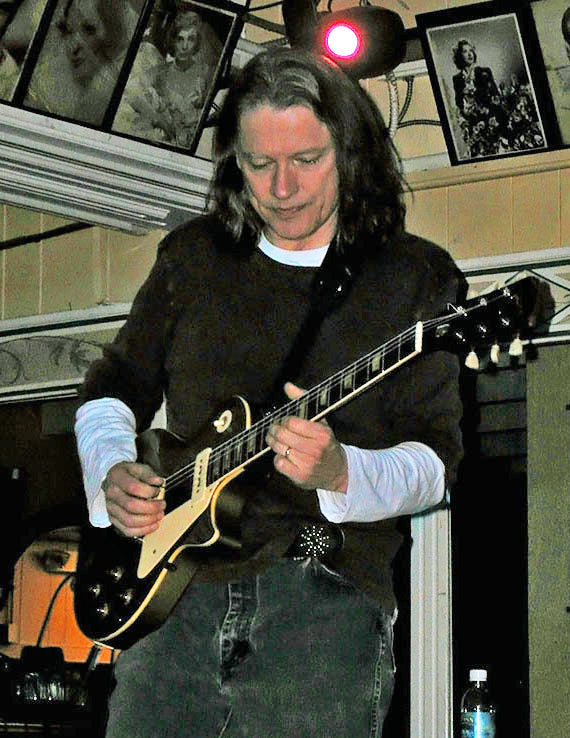 Robben Ford photo