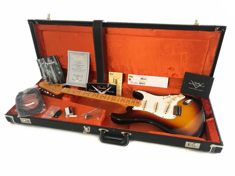 Fender Stratocaster 1969 Journeyman Relic Custom Shop Pre Owned 2015 model